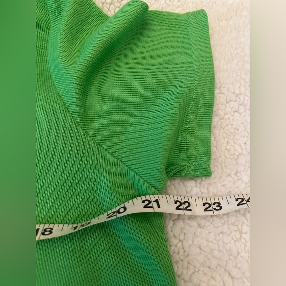 Fashion Classic Petite Women’s Short Sleeve Green Top size PL - Picture 5 of 8